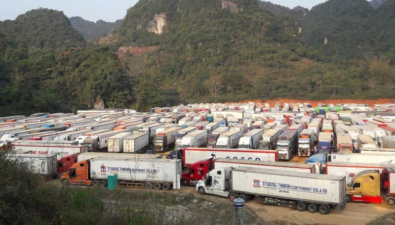 Lạng Sơn thông báo tình hình ùn tắc hàng hoá chờ xuất khẩu qua cửa khẩu quốc tế Hữu Nghị